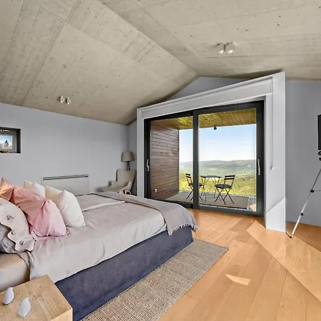 Vista For 7 Persons Near Motovun With 60 M2 Heated Pool, Free Bikes & Panoramic View Zamask